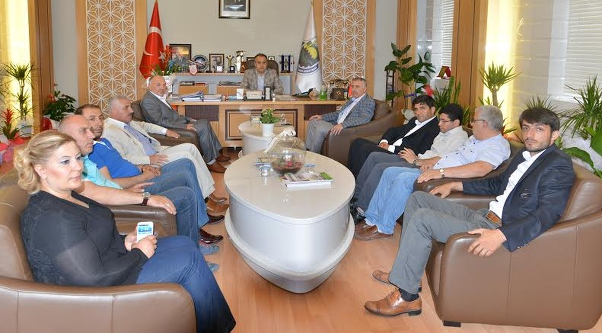 Müteahhitlerden Aktaş\'a Ziyaret