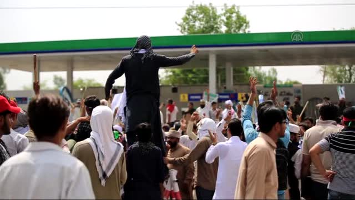 Tahir-ul Kadri\'nin Pakistan\'a dönüşü -