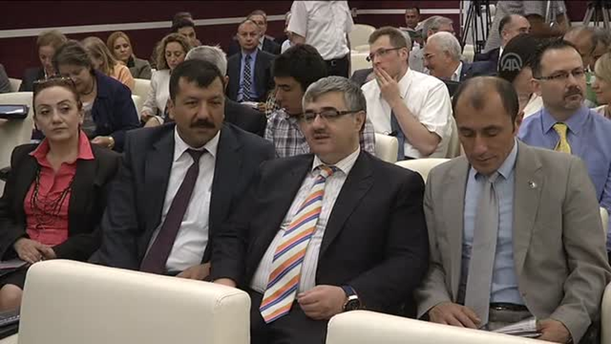 Türkiye\'nin 2023 Sağlık Vizyonu ve Sağlık Politikalarında Dönüşüm\'\' - Müezzinoğlu -