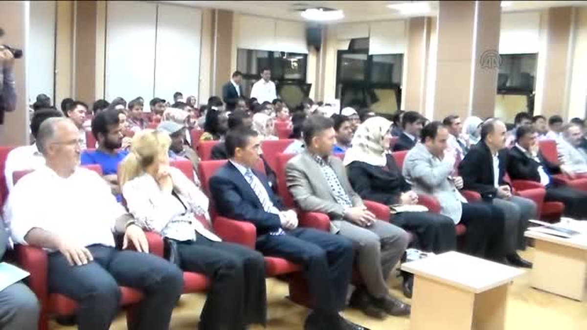 Uluslararası Öğrenciler Akademisi Sertifika Töreni -