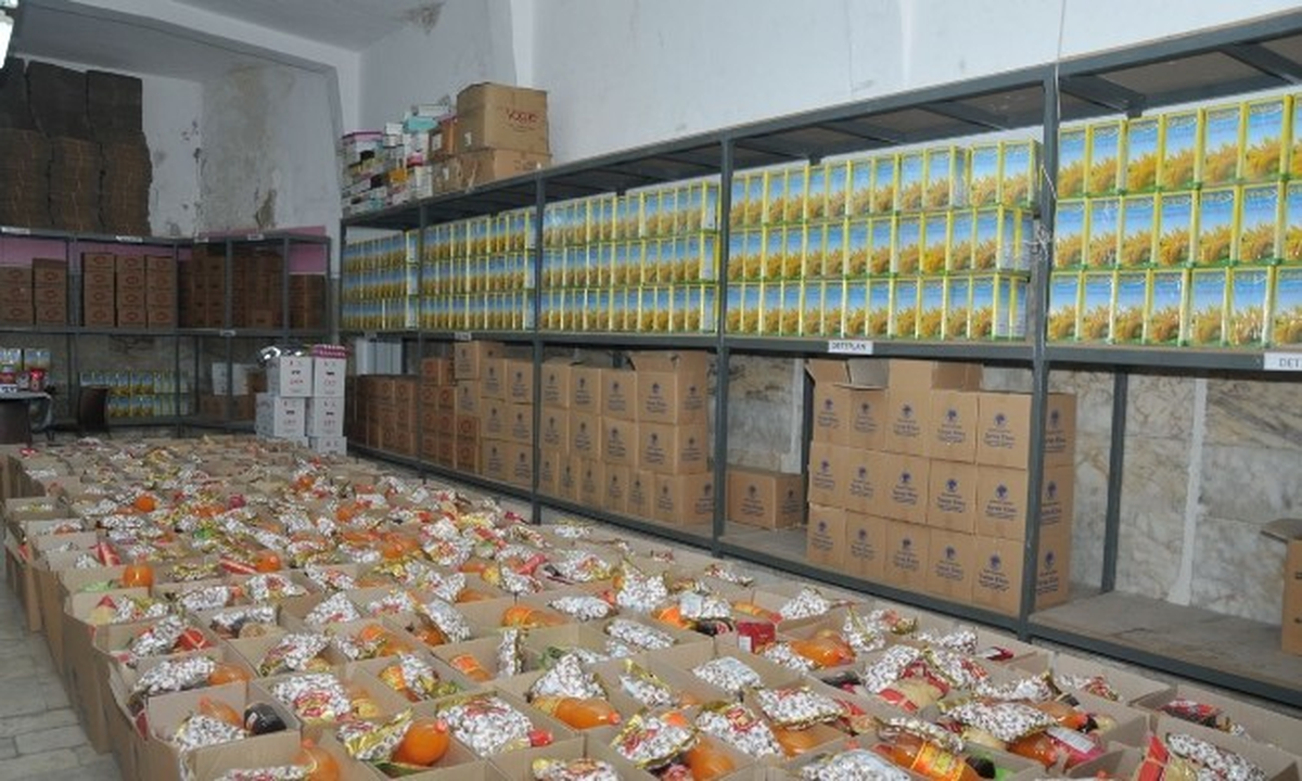 Yarım Elma Sosyal Yardımlaşma ve Dayanışma Derneği 600 Aileye Ramazan Yardımı Yapacak