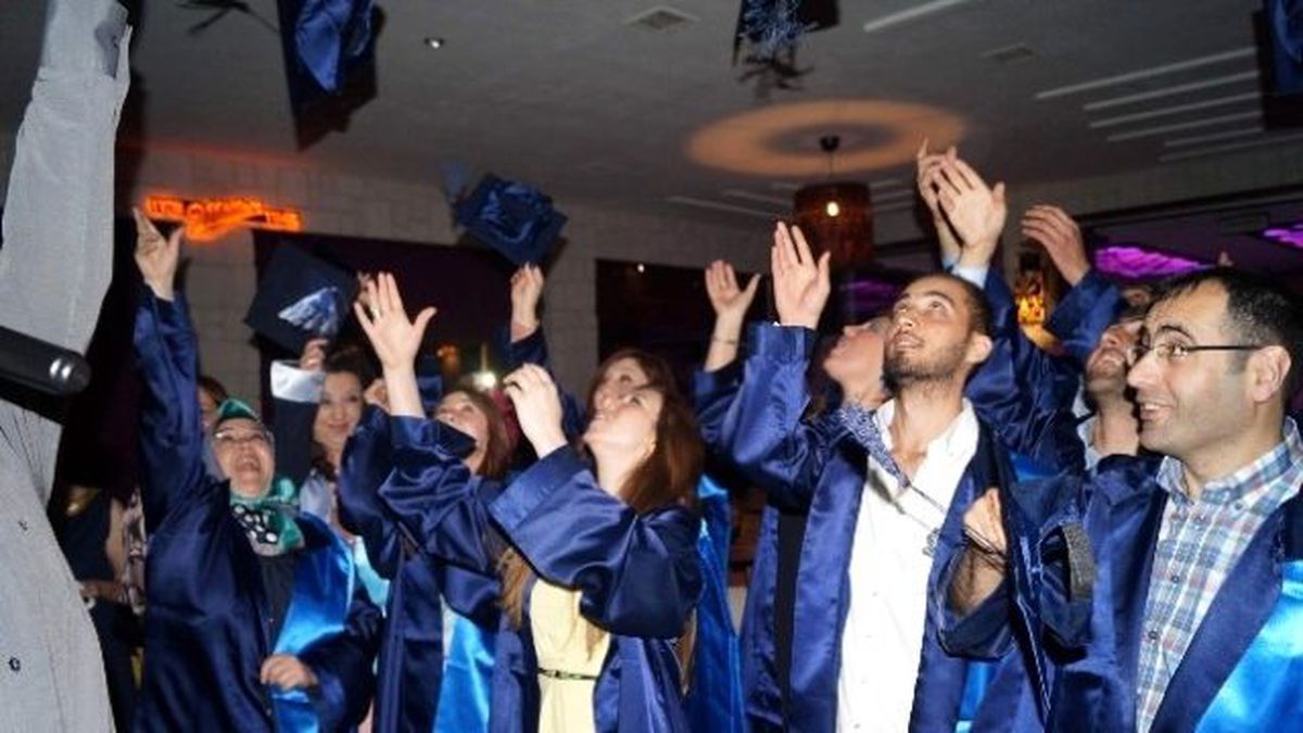 Yedi İklim\'den Mezuniyet Gecesi
