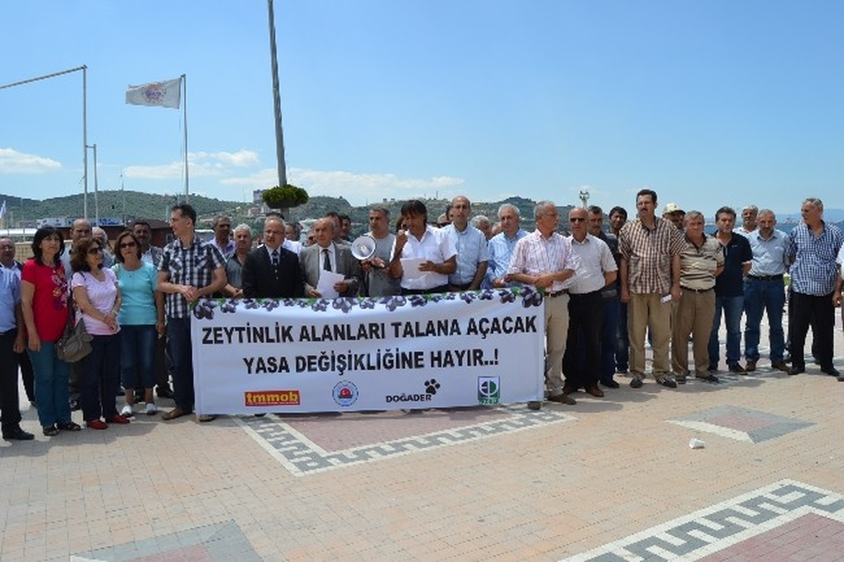 Zeytin Üreticilerinden Eylem