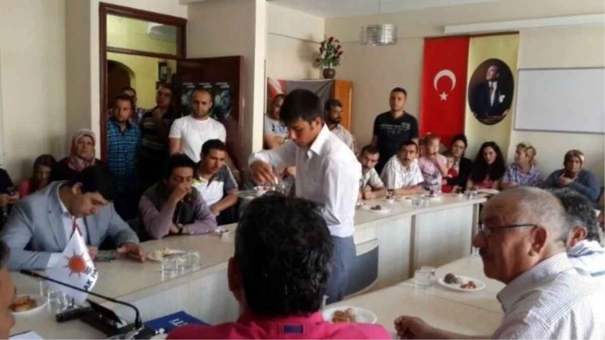 Akşehir\'de AK Parti Sandık Danışma Toplantısını Yaptı