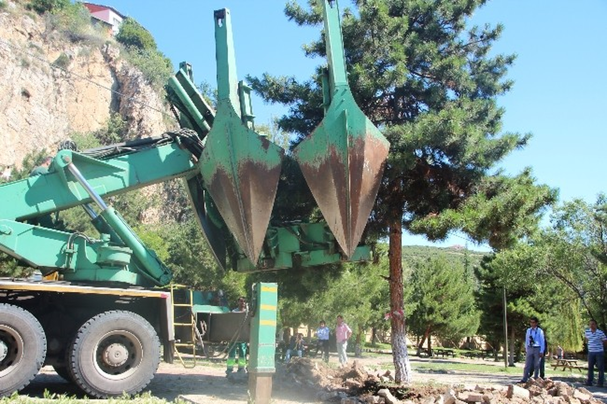Bilecik\'te "Osmanlı Padişahları Tarih Şeridi" Projesi