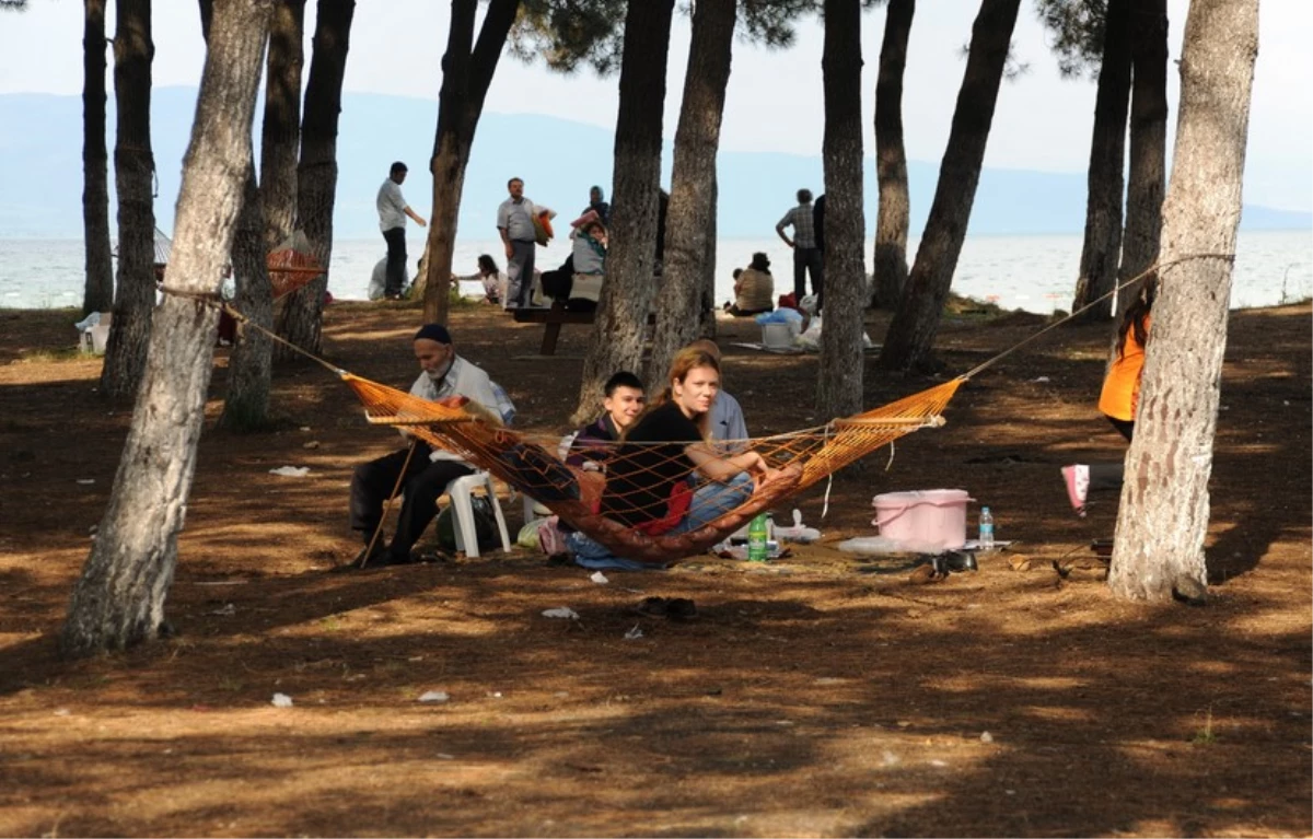 Bursa Büyükşehir\'den Şenlik Havasında Piknik