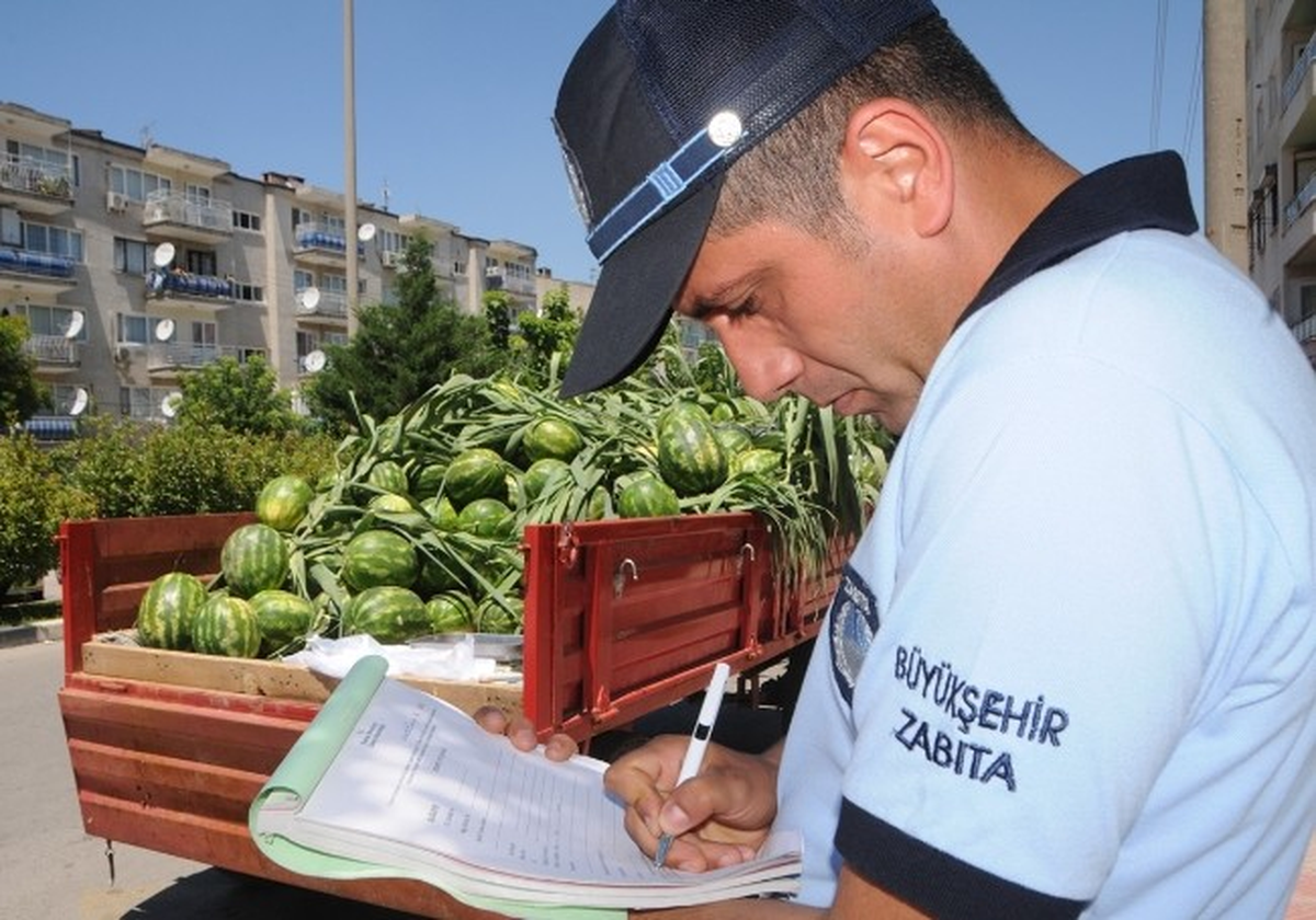 Büyükşehir Zabıtası Seyyara Göz Açtırmıyor