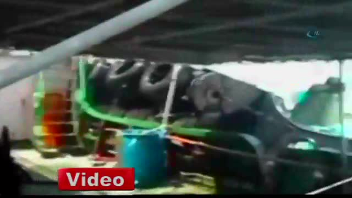 Çin Gemisi, Vietnam Teknesine Çarptı
