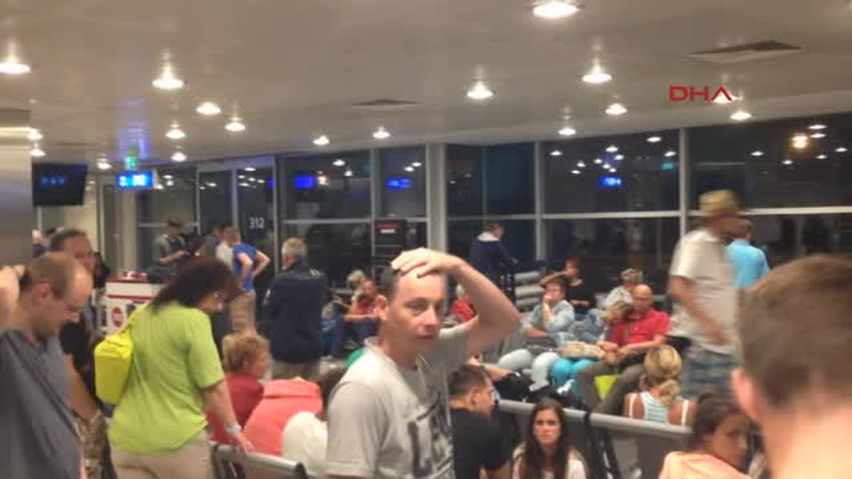 Condor Uçağı Kabin Basınç Arızası Yaşadı