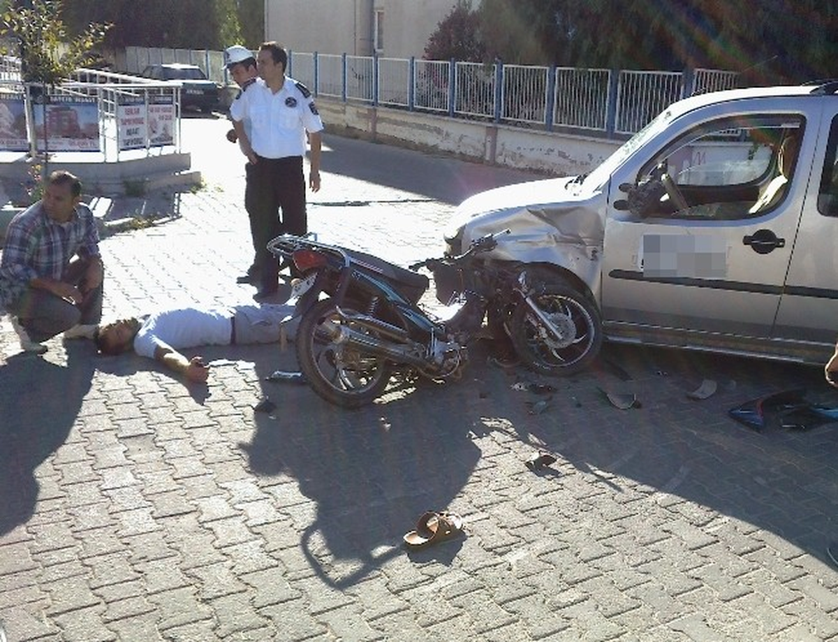 Didim\'de Motosiklet Sürücüsü Yaralandı