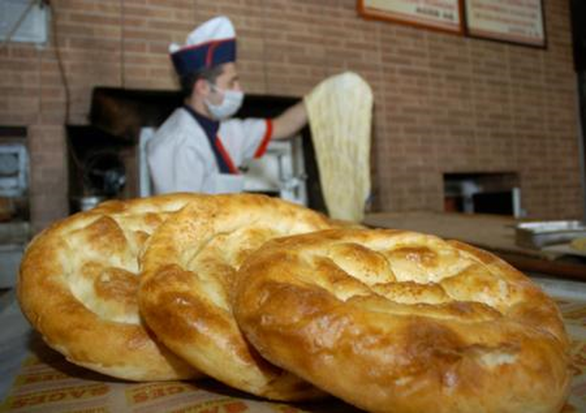 Gediz\'de 430 Gram Ramazan Pidesi 1,5 TL\'ye Satılacak