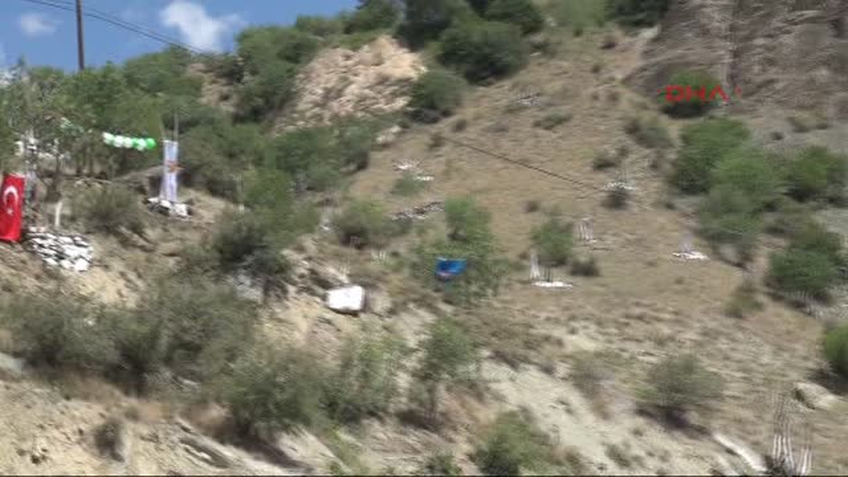 Hakkari Dağlarındaki 65 Bin Menengiç Ağacına Antep Fıstığı Aşısı Yapıldı