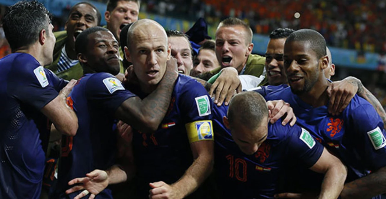 Hollandalı 6 Oyuncu İspanya Maçında Doping Yapmış