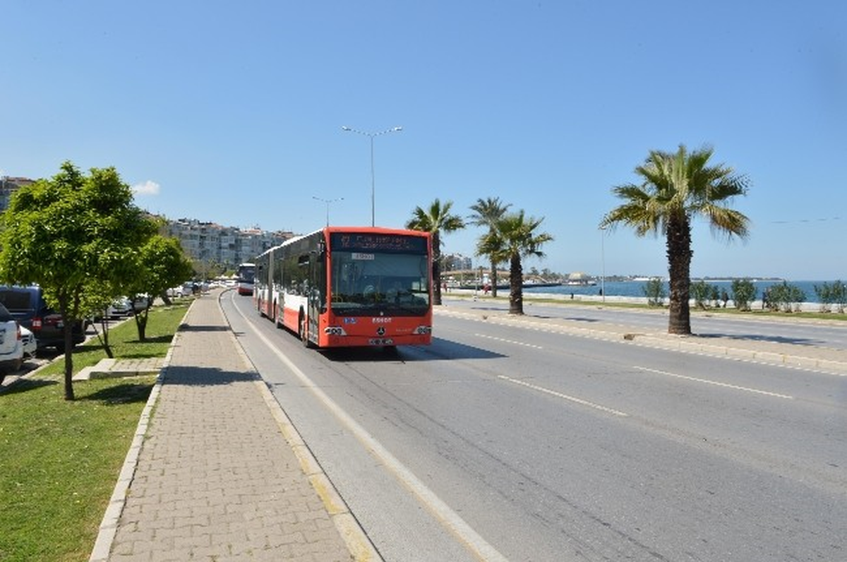 İzmir\'in Toplu Ulaşımında Büyük Dönüşüm
