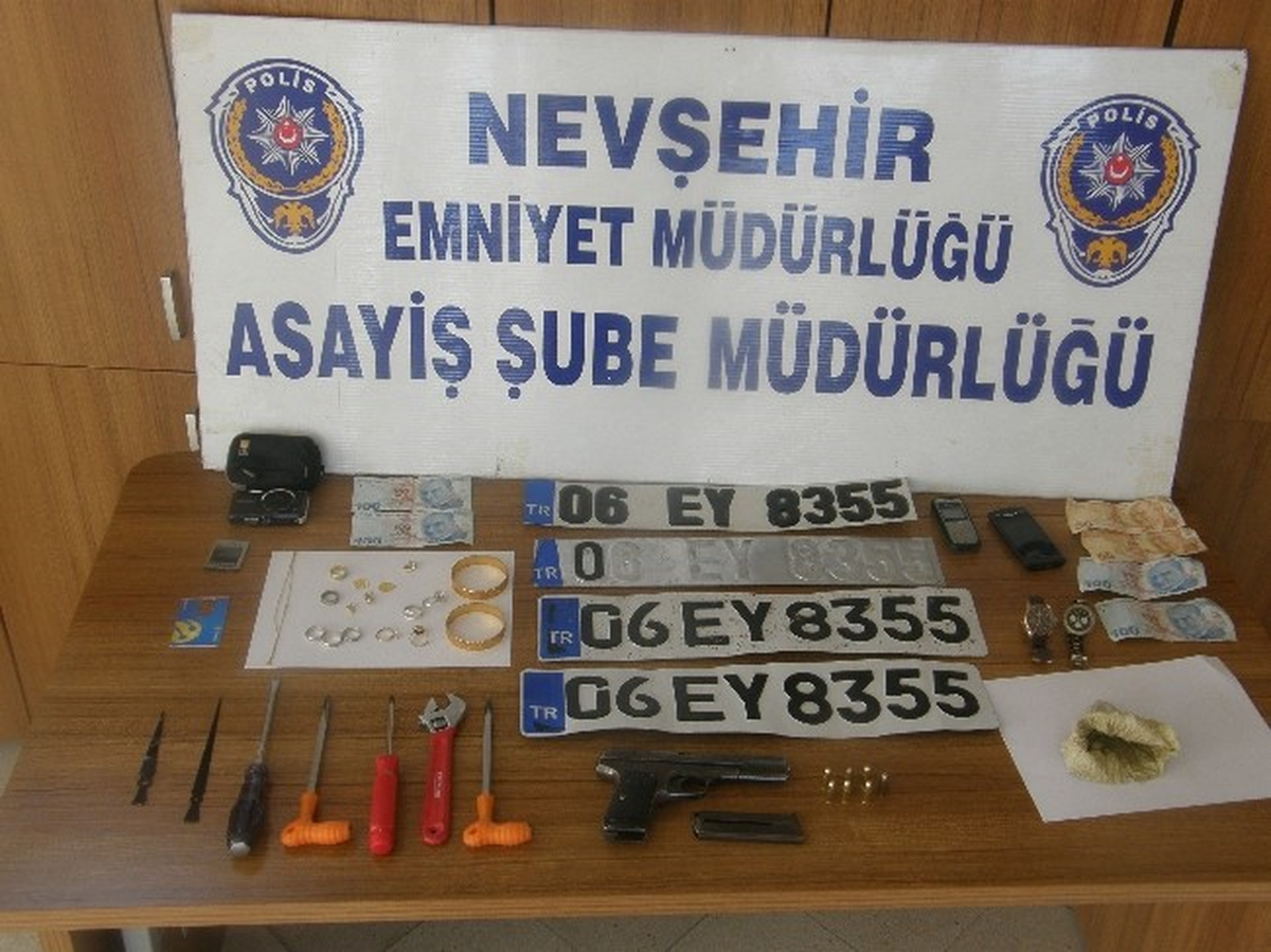 Kayıp Olarak Aranan Çocuklar Hırsızlık Suçundan Yakalandı