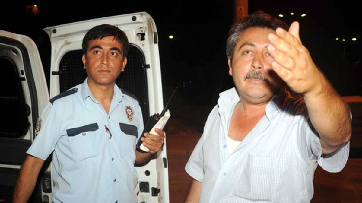 Kendisini İhbar Etti: Alo Polis, Karımı Vuracağım