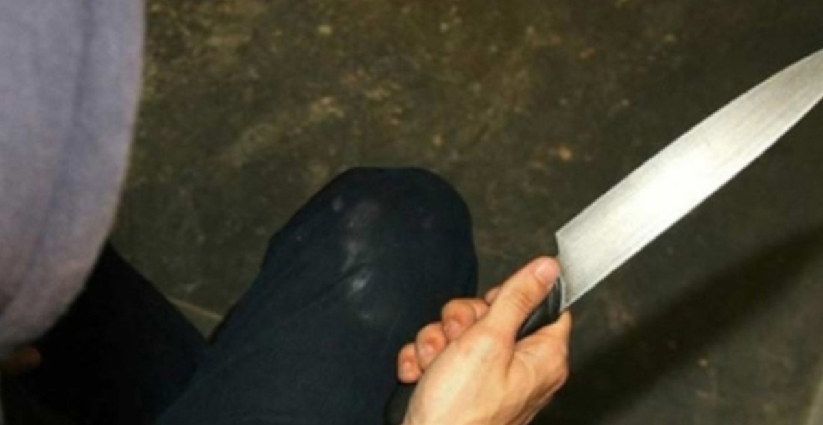 Kız Arkadaşının Yanında 6 Kişi Tarafından Dövüldü