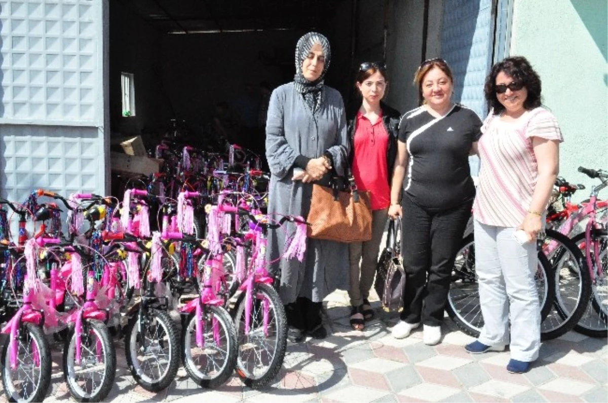 Manavgat\'tan, Somalı 100 Yetime 100 Bisiklet