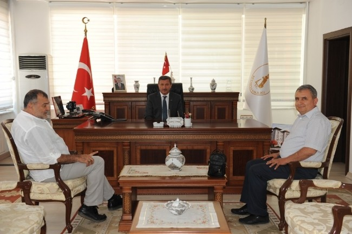 Prof. Dr. Cengiz Işık\'tan Vali Yılmaz\'a Restorasyon Bilgisi