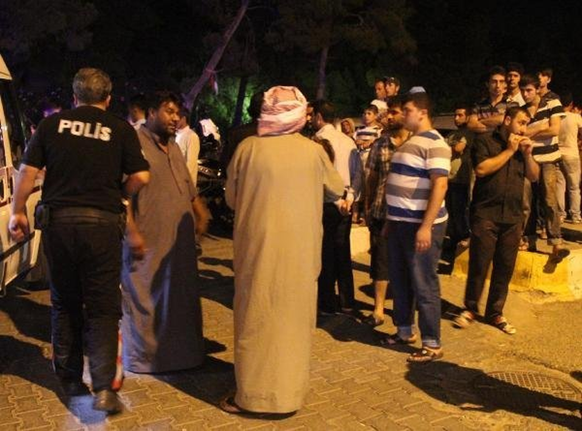 Suriyeliler Arasında Bıçaklı Kavga: 2 Yaralı