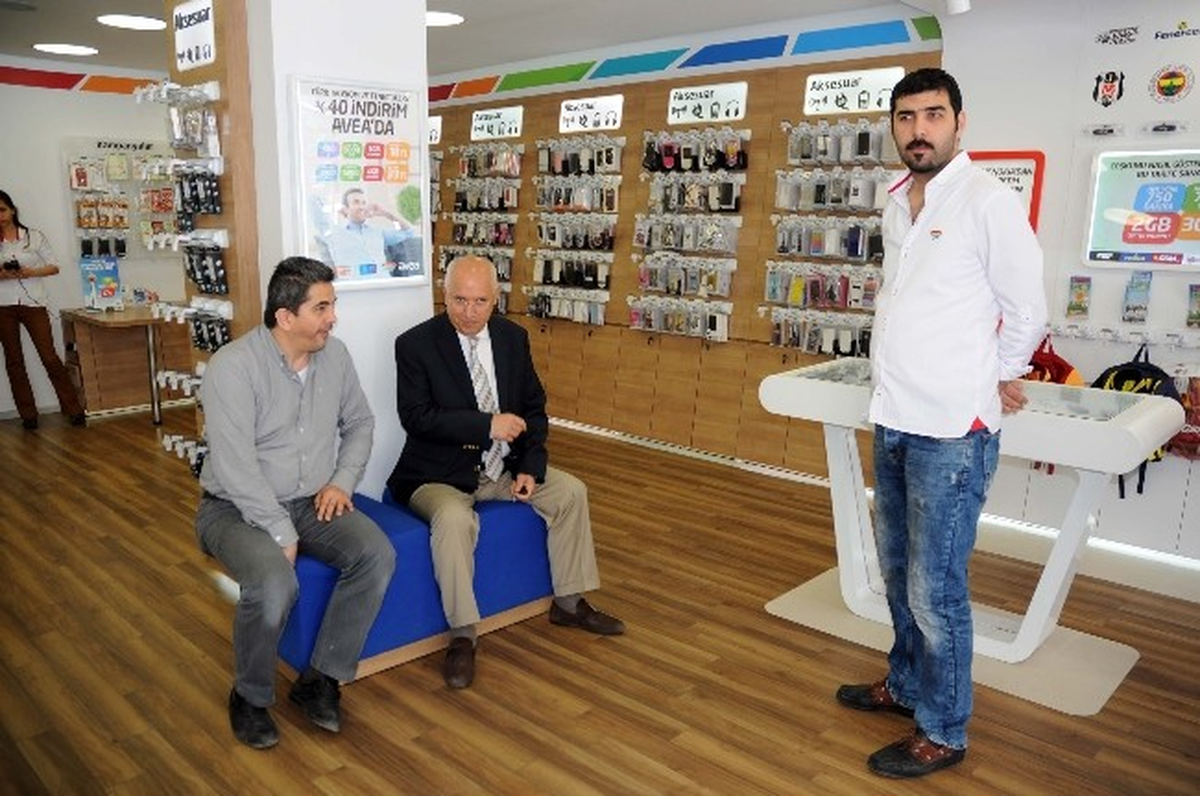 Yaşar\'dan, Ekmek Teknelerine Ziyaret