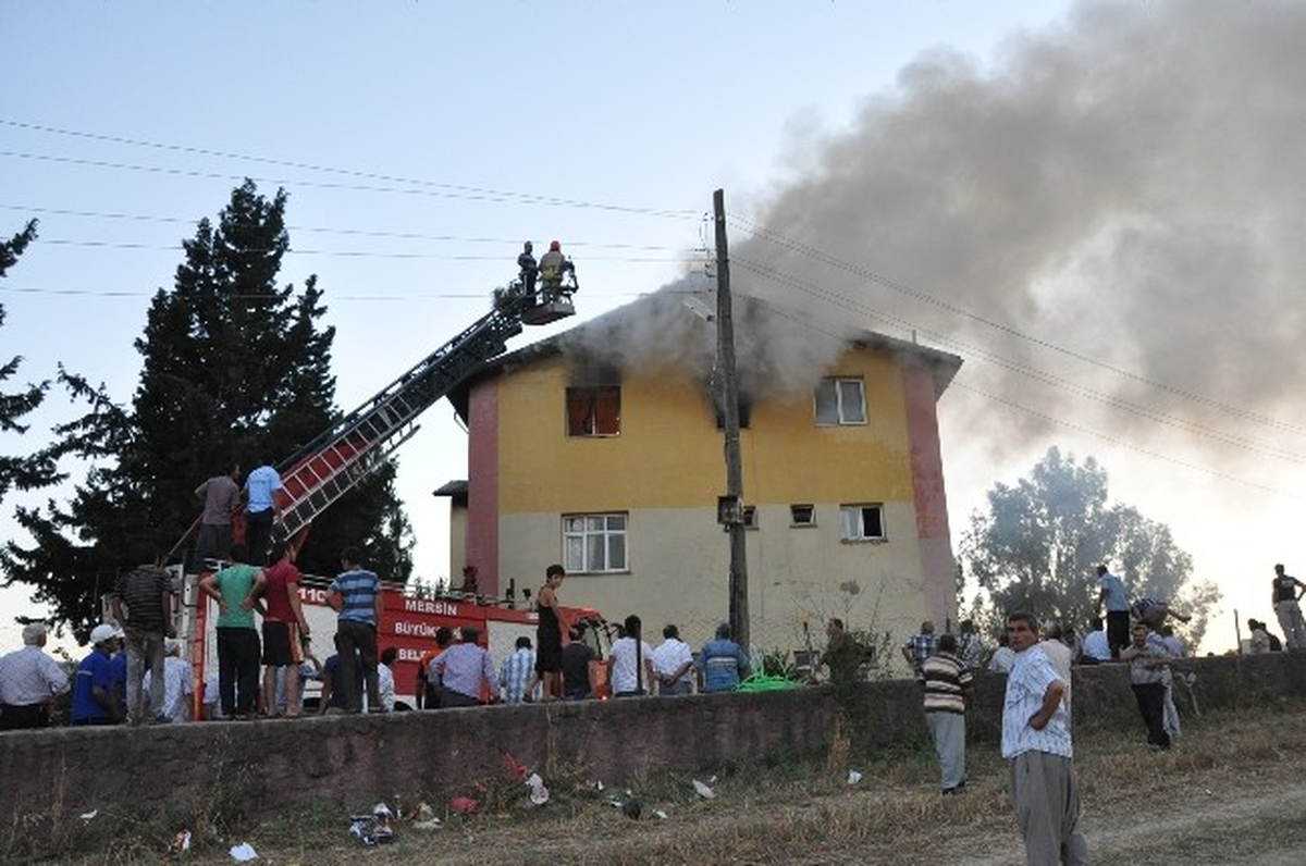 Yatılı Kuran Kursunda Çıkan Yangın Korkuttu
