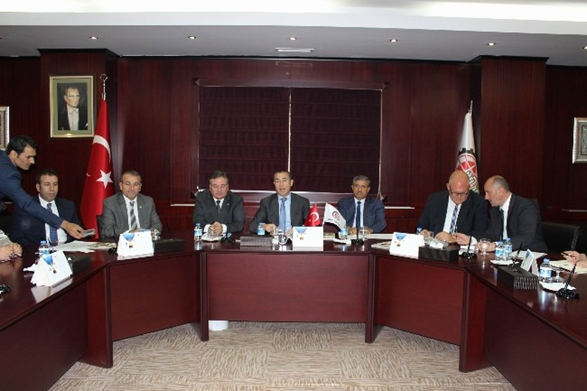 Bartık Domotex Makine Halı Fuarı\'nı Değerlendirdi