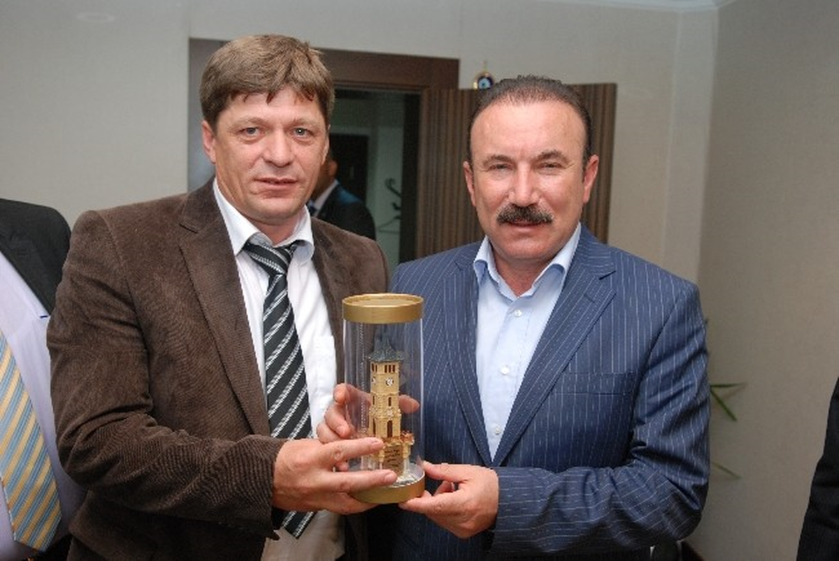 Başkan Doğan\'a Makedonya\'dan İadeyi Ziyaret