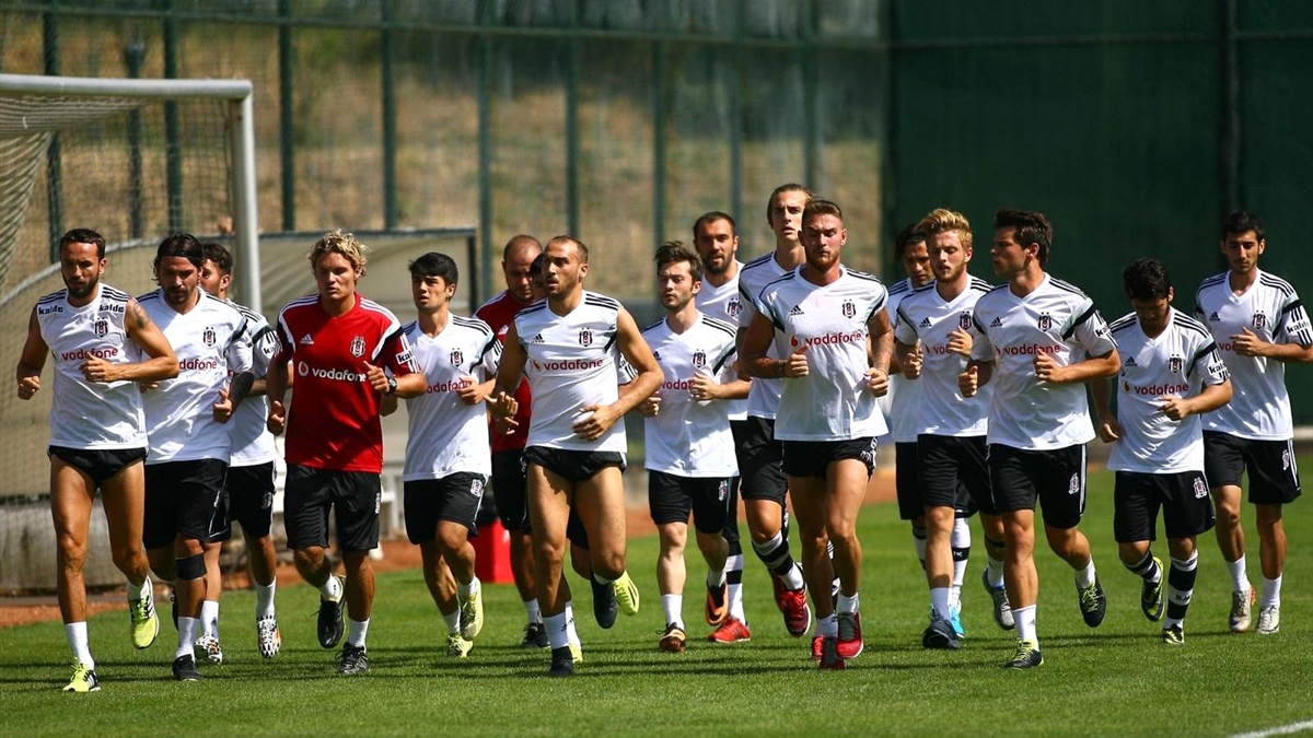 Beşiktaş\'ta Yeni Sezon Hazırlıkları Sürüyor