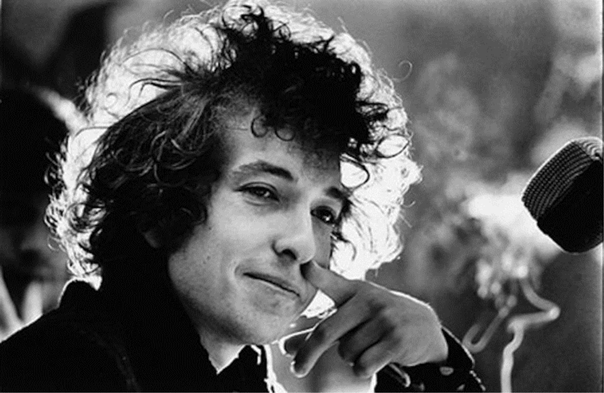 Bob Dylan\'ın Şarkı Sözü Müsveddeleri, 2 Milyon Dolara Satıldı