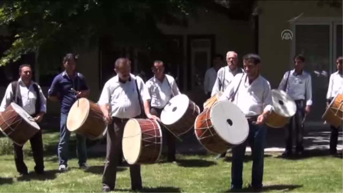 Davulcular, sahur vakti "mehter marşı" çalacak -