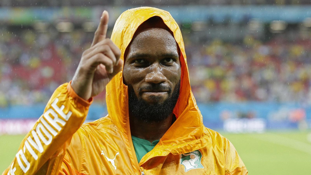 Drogba Otel Personeline Maddi Yardımda Bulundu