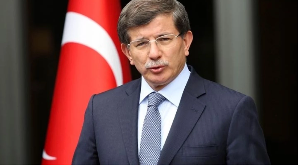 Dünyada En Çok Takip Edilen Dışişleri Bakanı Davutoğlu