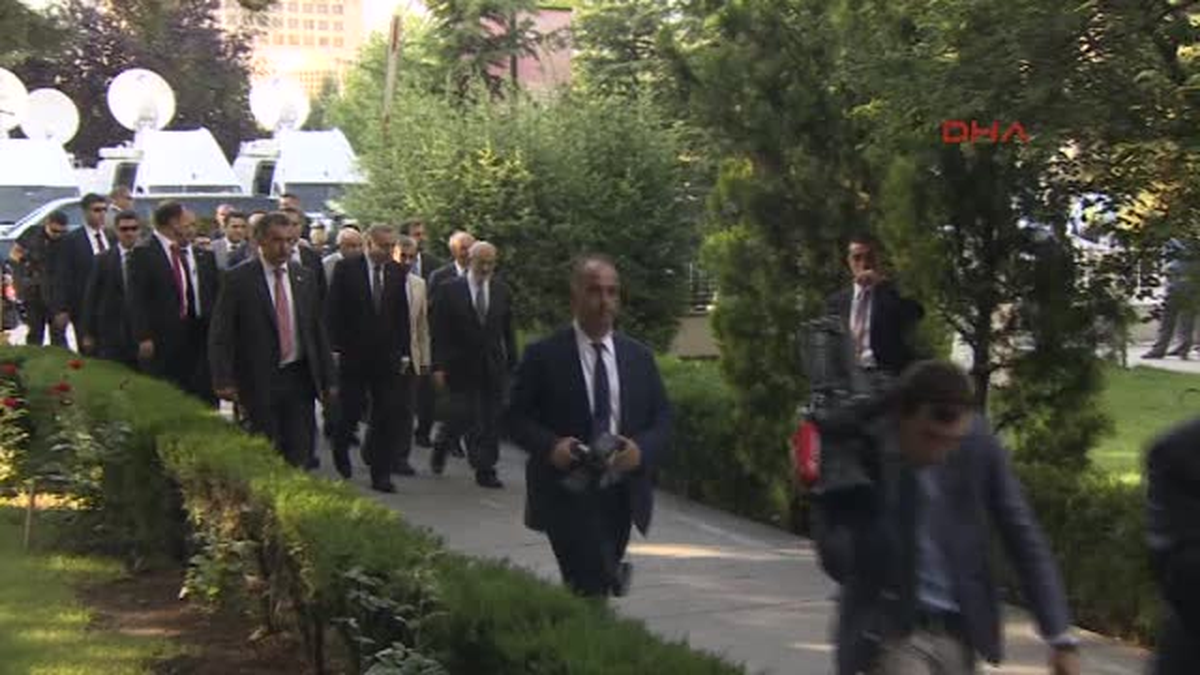 Erdoğan\'dan Saadet Partisi\'ne Ziyaret