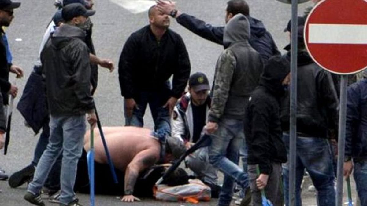 Napoli Taraftarı Ciro Esposito Hayatını Kaybetti