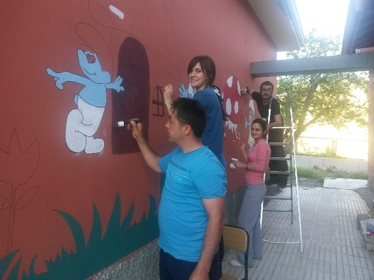 Öğretmenlerden Örnek Davranış