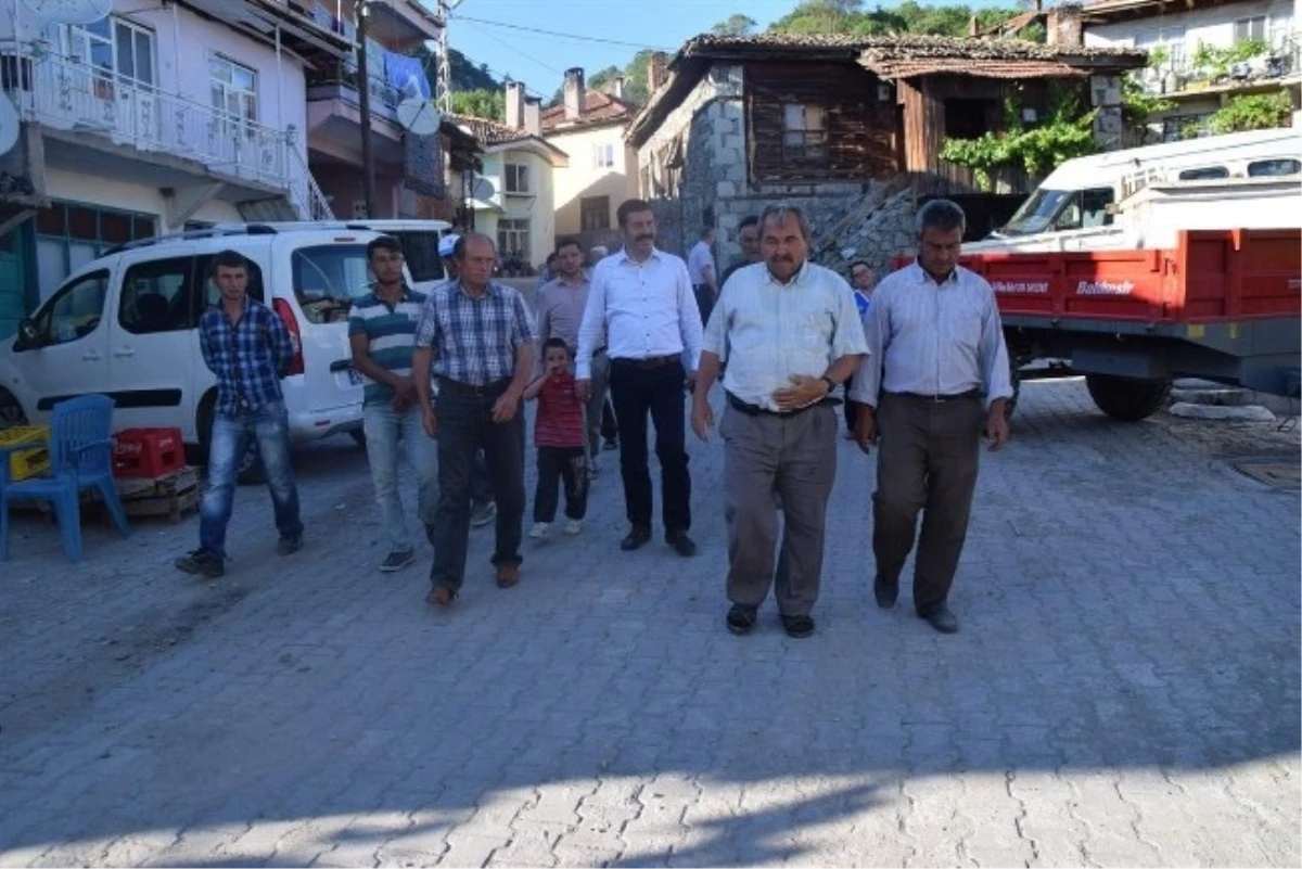 Sındırgı Belediyesi Kırsal Mahallelerde Çalışıyor