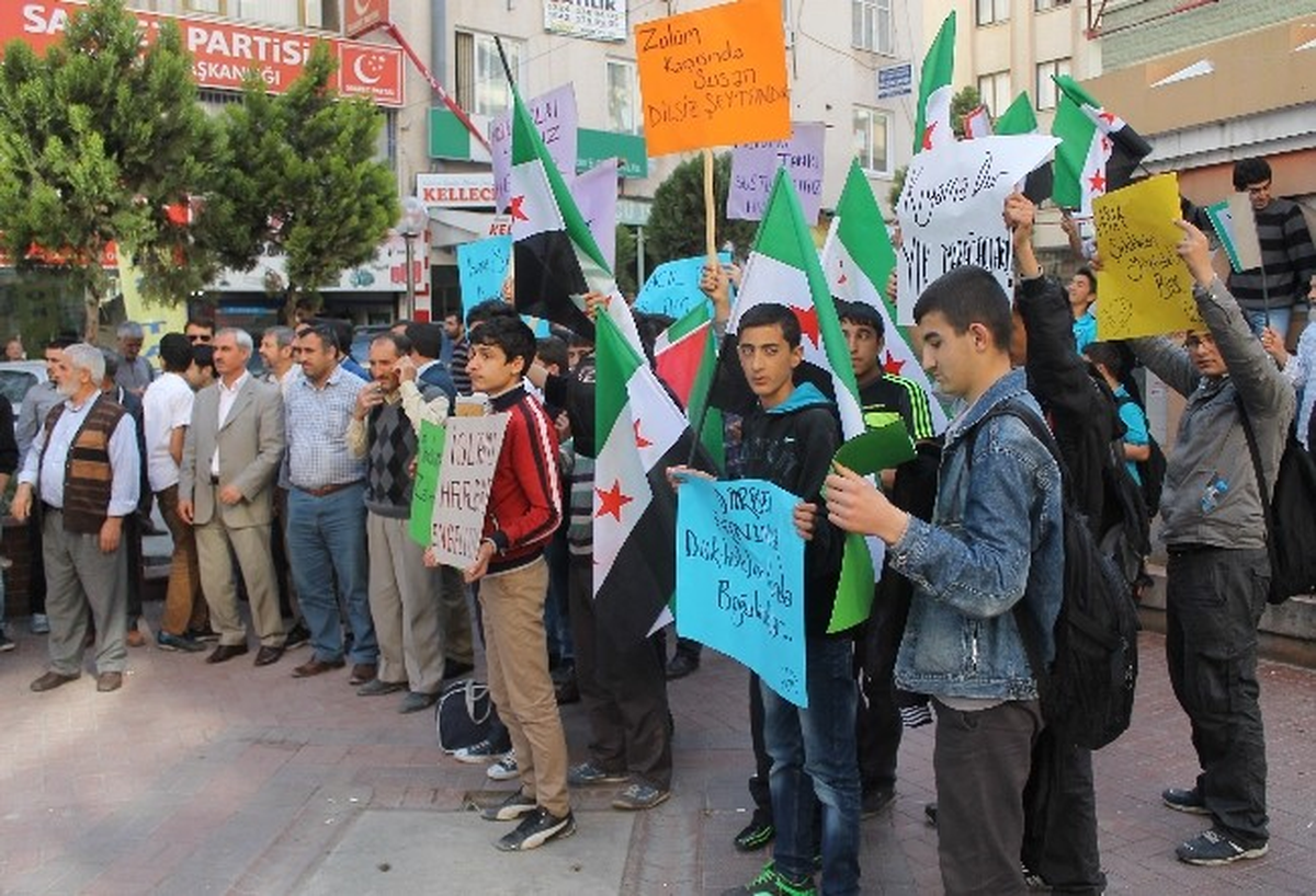 İstanbul\'da AGD\'den İdam Kararlarını Protesto