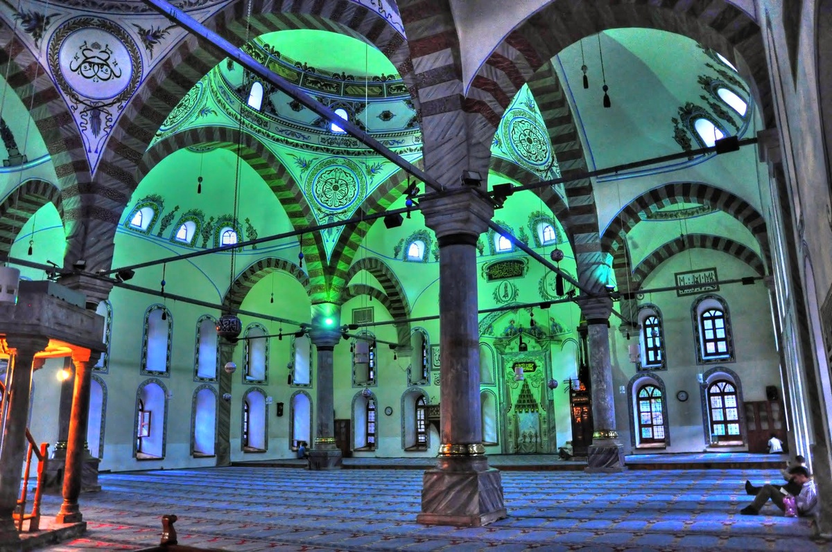 Asırlık Camiler Razaman İçin Hazırlandı