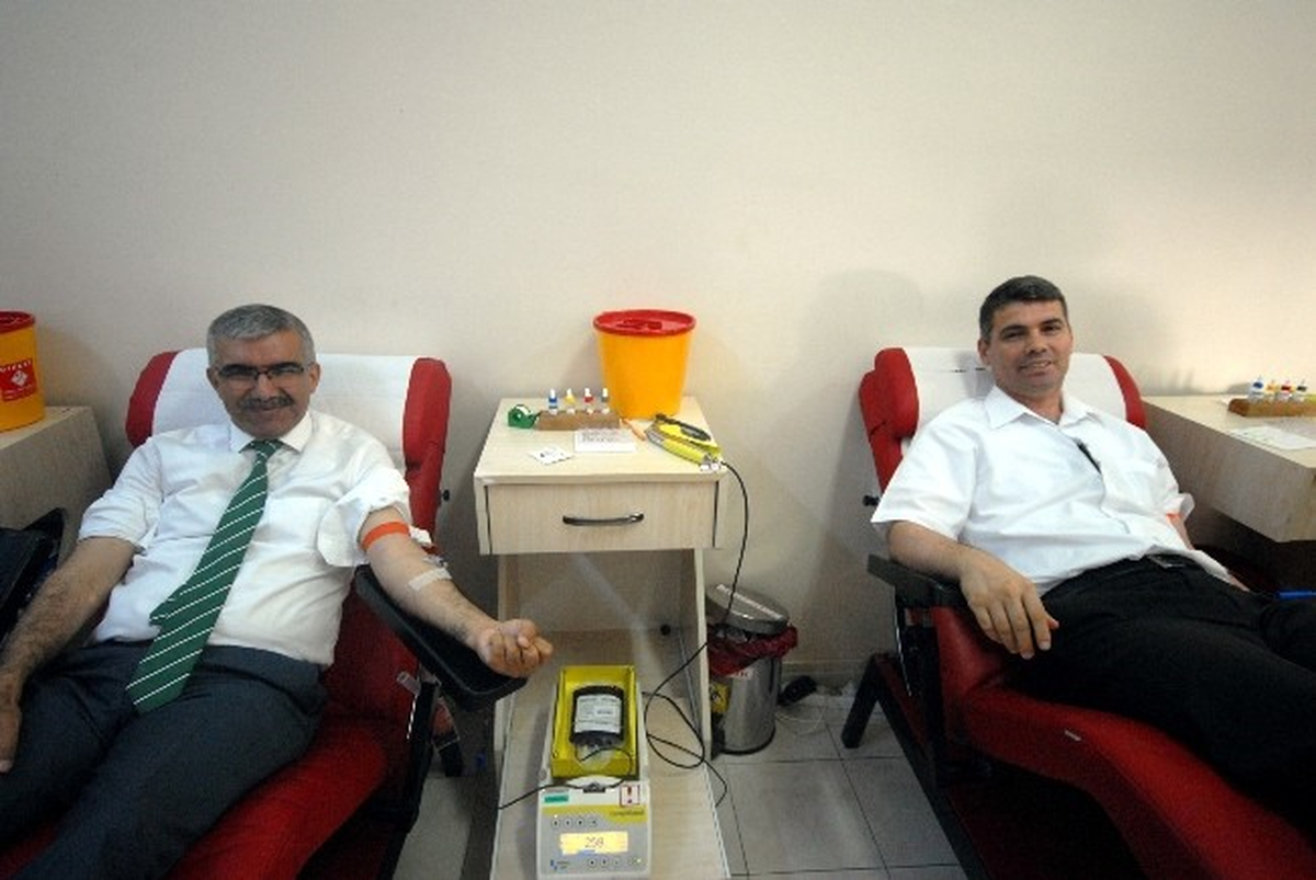 Boşnaklardan Kızılay\'a Bosna Teşekkürü ve Kan Bağışı