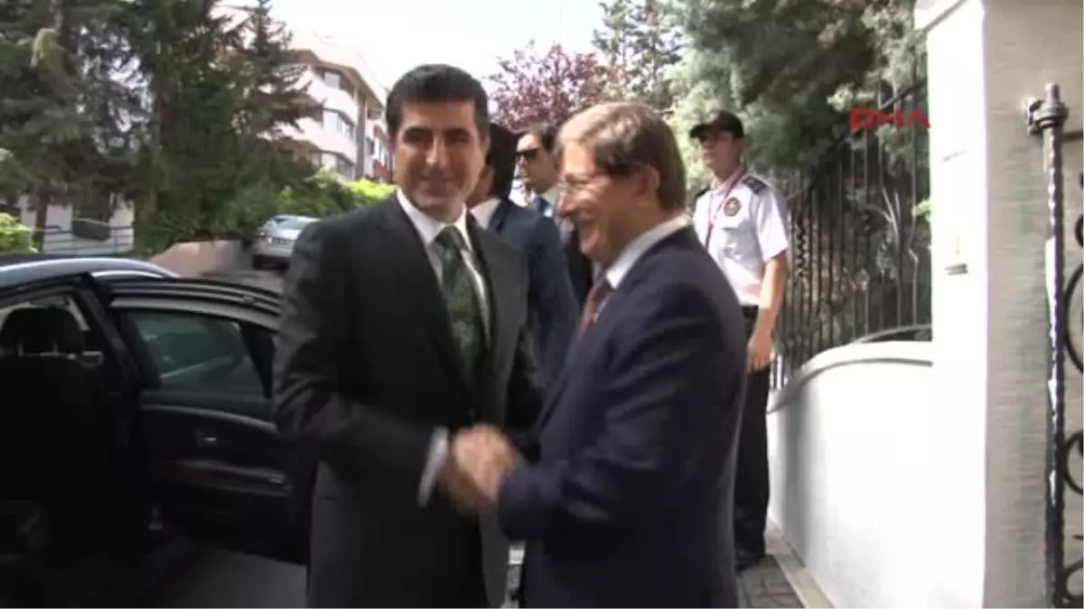 Dışişleri Bakanı Davutoğlu, Barzani ile Görüştü