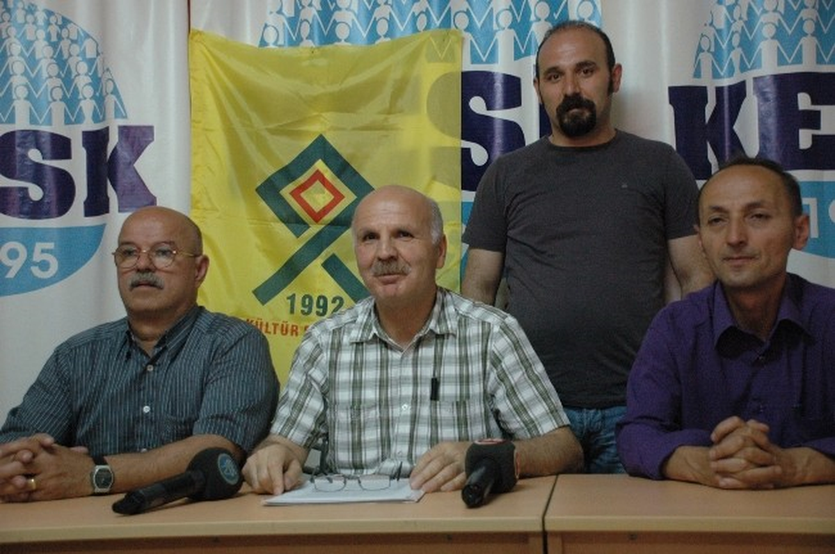Eskişehir Eti Arkeoloji Müzesi\'ndeki Sünnet Düğünü Tartışması Sürüyor