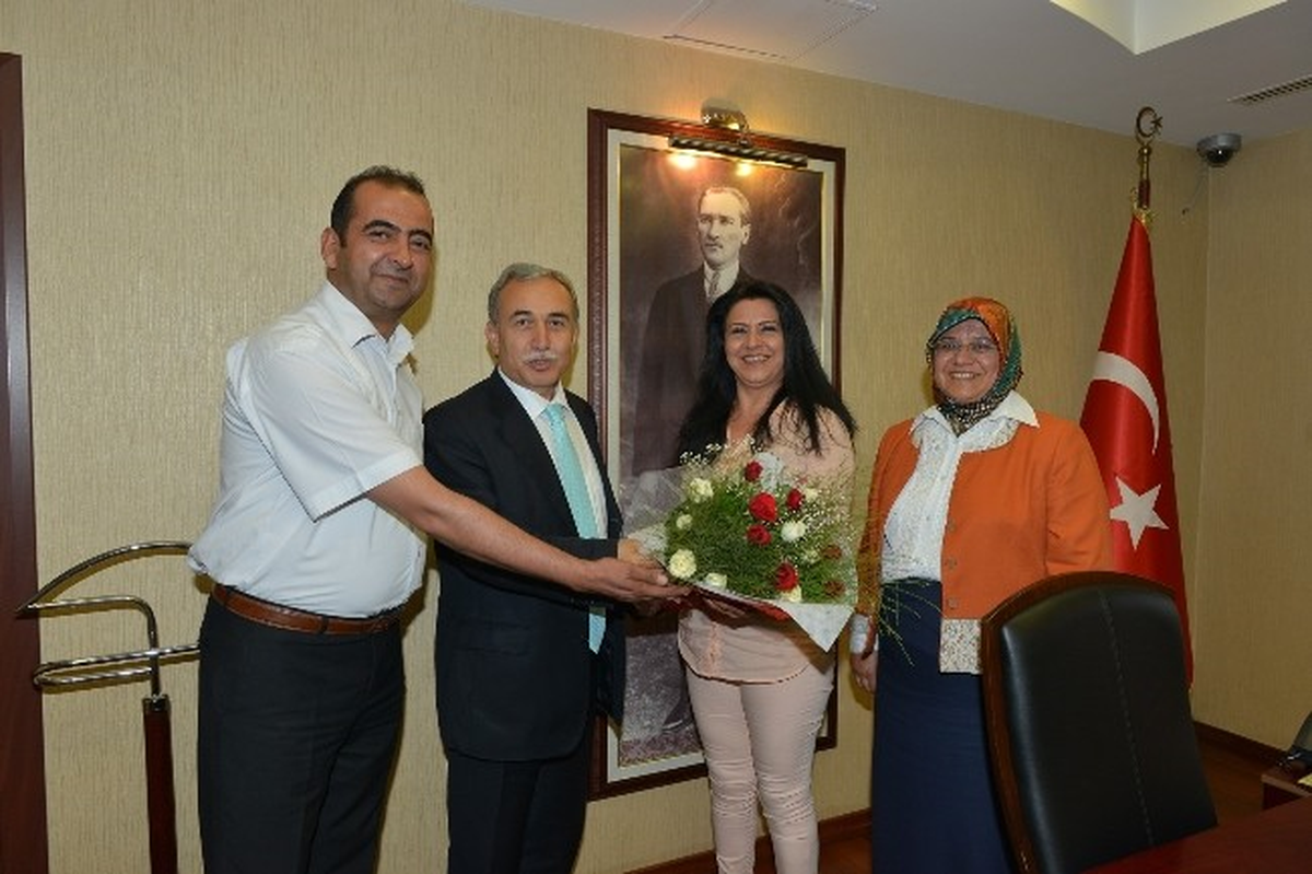 Hemşerilerinden Vali Büyük\'e Hayırlı Olsun Ziyareti