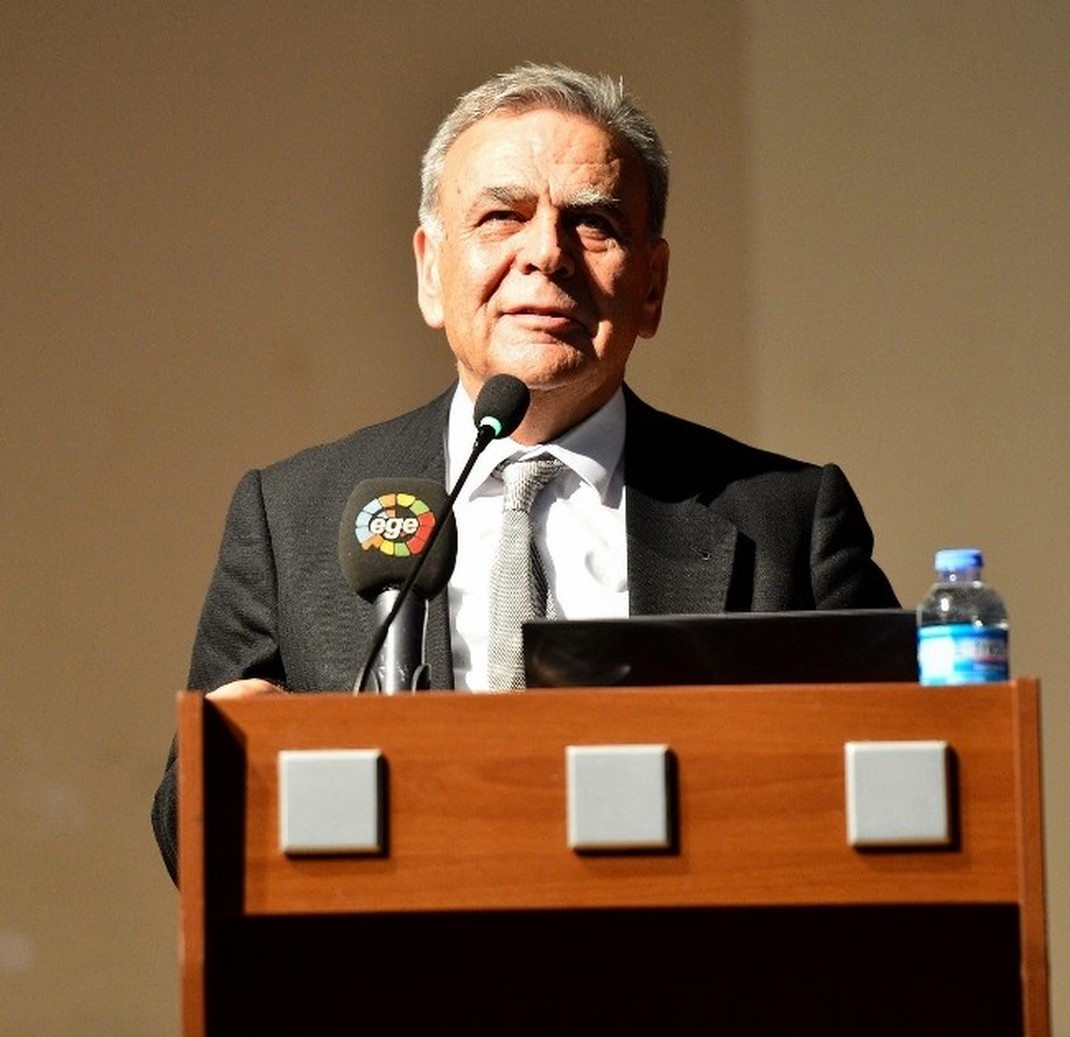 Kocaoğlu\'ndan "Yeni Ulaşım Sistemi" Eleştirilerine Tepki!