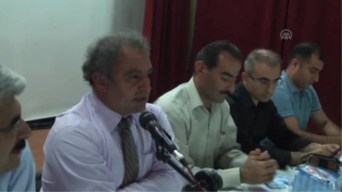 Kürt Dili ve Edebiyatı Paneli düzenlendi -