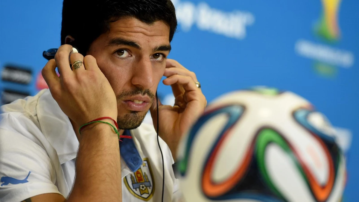 Luis Suarez, FIFA\'dan Cezayı Aldı