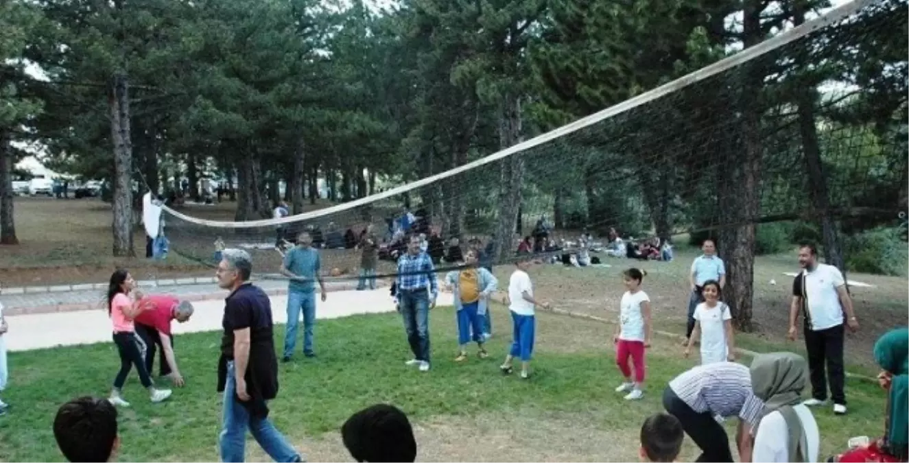 Müsiad Konya Piknikte Stres Attı