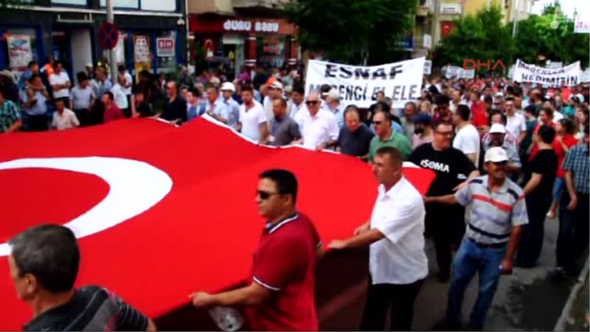 Soma\'da "Madene ve Madenciye Sahip Çık" Yürüyüşü