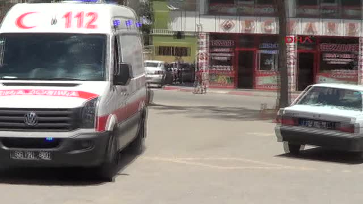 Suriye\'den 4 Yaralı Akçakale\'ye Getirildi