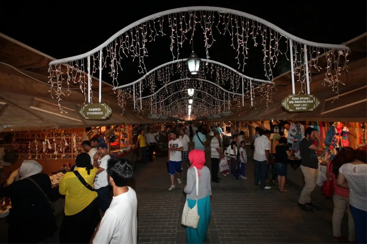 Asırlık Tatlar Ramazan Ayı Boyunca Sultanahmet\'te